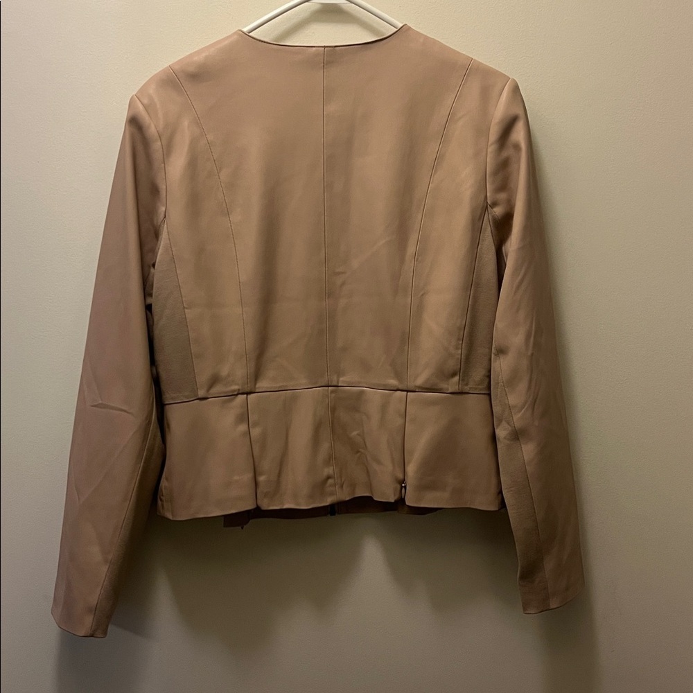 GILI Women's Beige faux leather Blazer size 14 - Picture 3 of 13